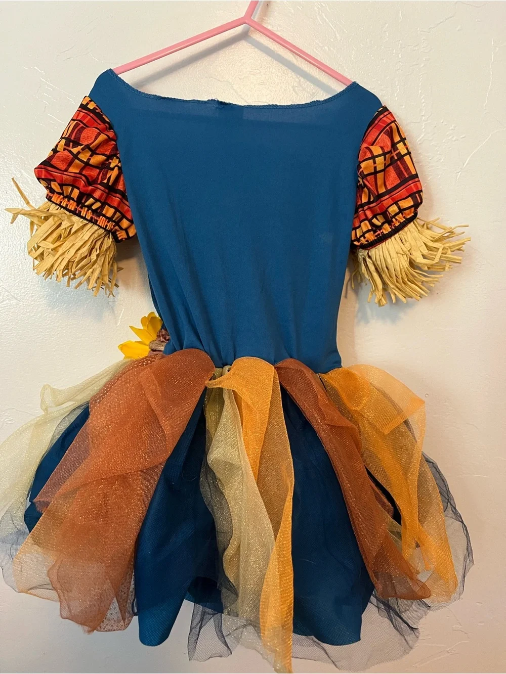 Girls Child Halloween costume Fall Scarecrow Costume Size 3T-4T, 3-4 yrs Wicked